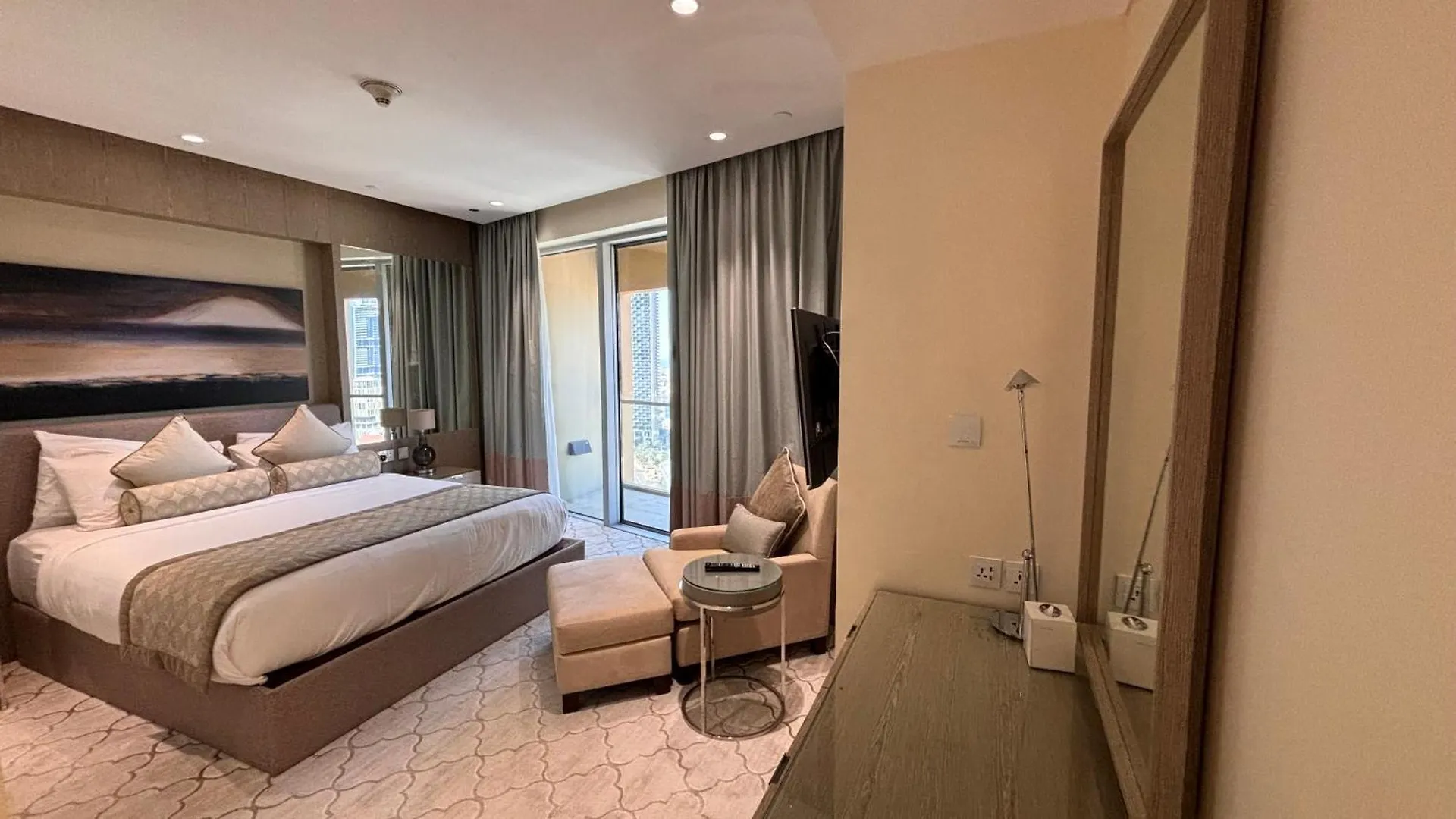 Emaar Residences Fashion Avenue - Formerly Address Dubai Mall - Stunning Vacation Homes