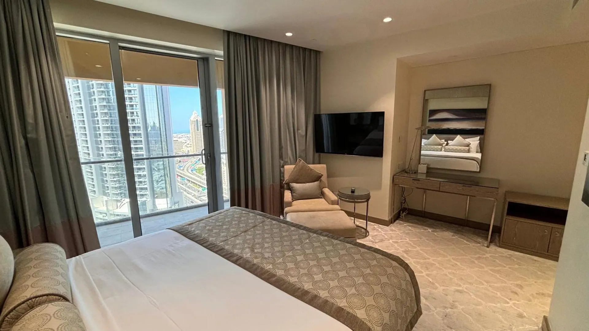 Emaar Residences Fashion Avenue - Formerly Address Dubai Mall - Stunning Vacation Homes